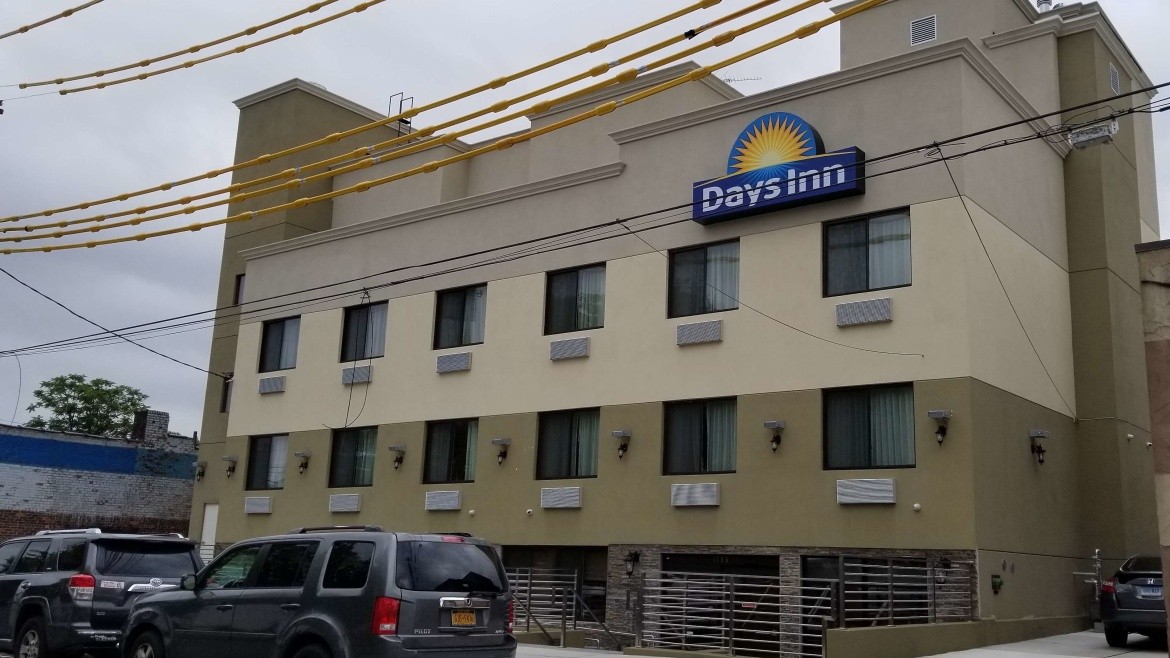 Days Inn by Wyndham Brooklyn Marine Park