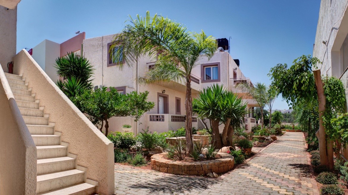 Ilios II Apartments by Checkin