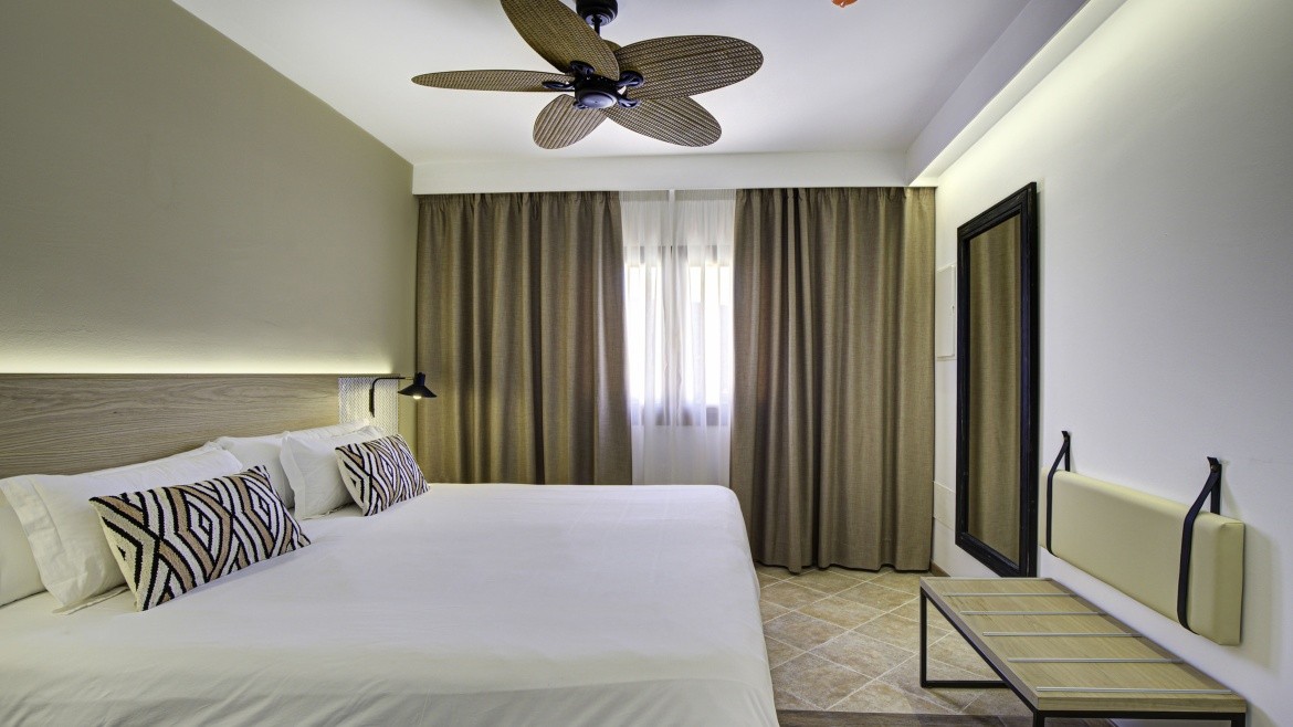 Arena Castillo Apartments