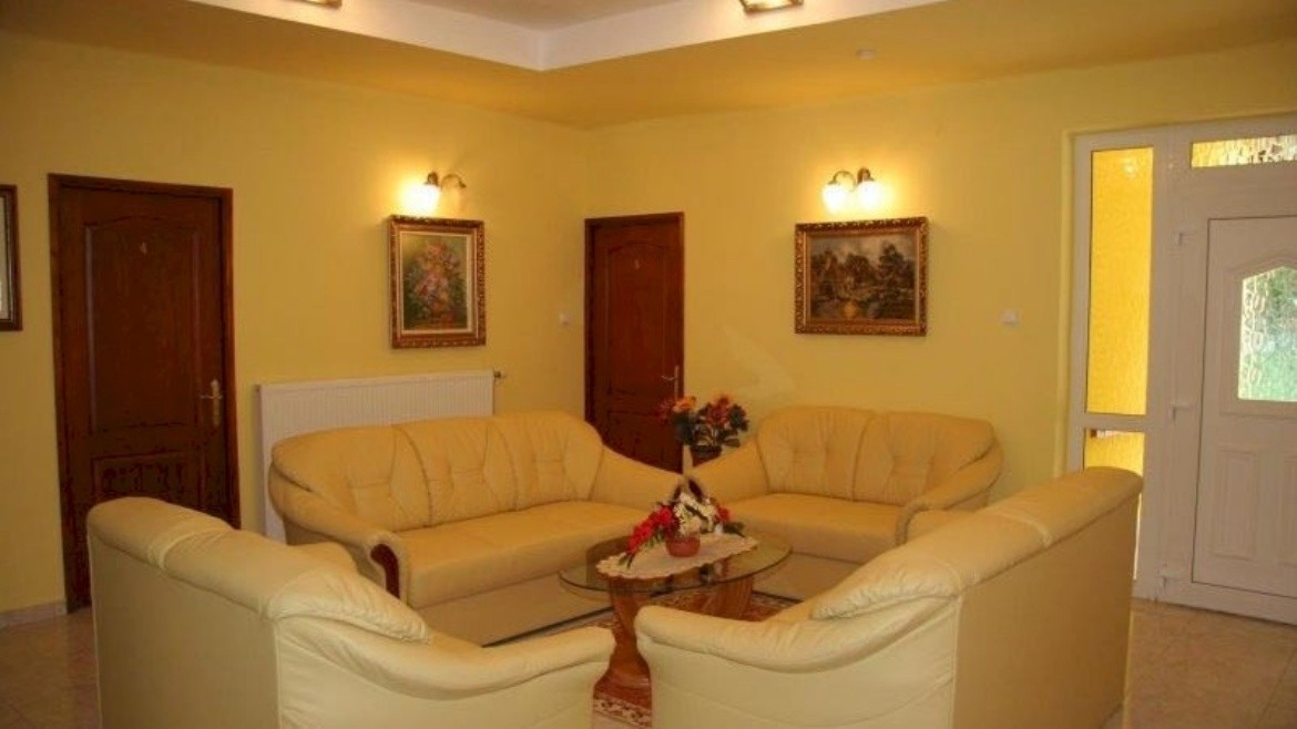 Korona Apartman
