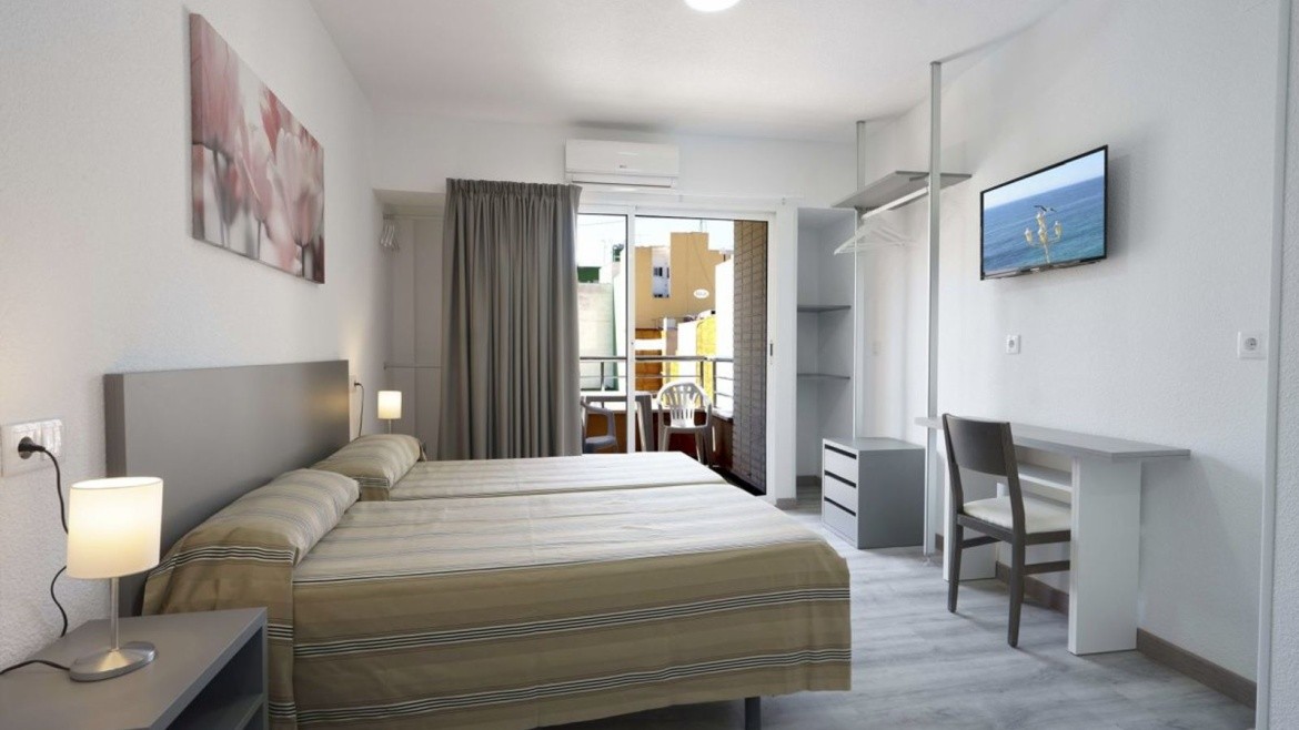 HOSTAL ANNA BENIDORM