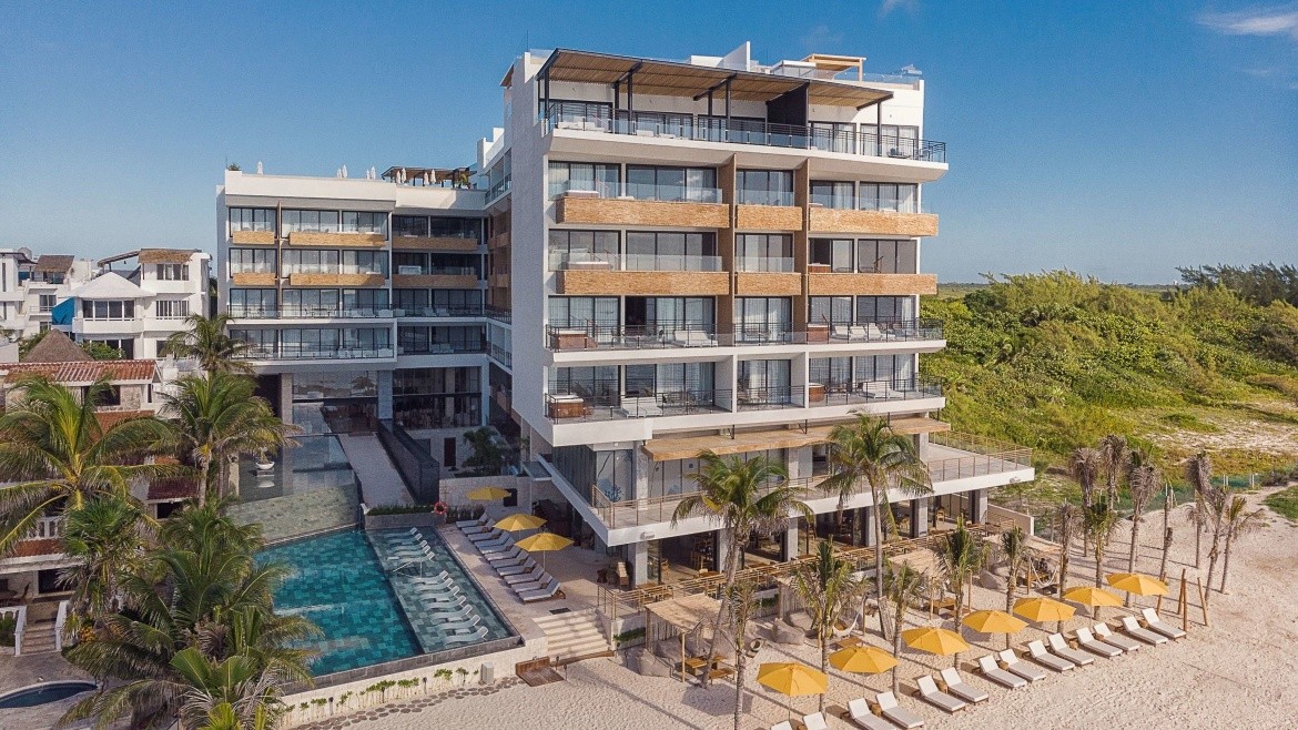 Residences at The Fives Oceanfront (Puerto Morelos)