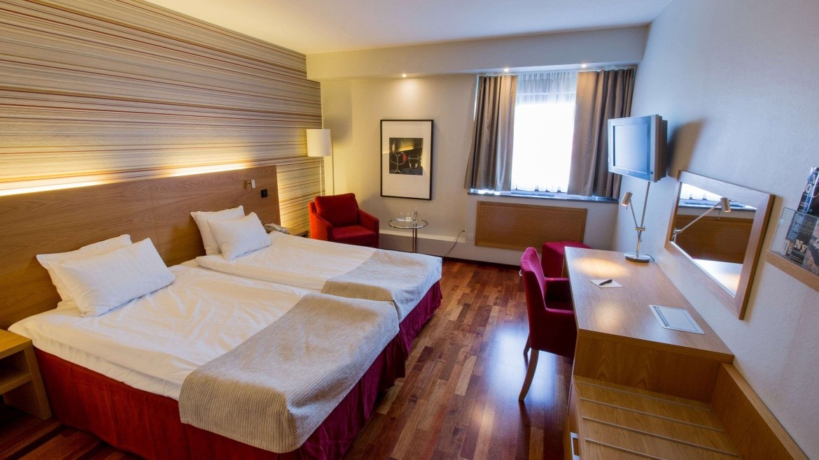 Quality Hotel™ Royal Corner
