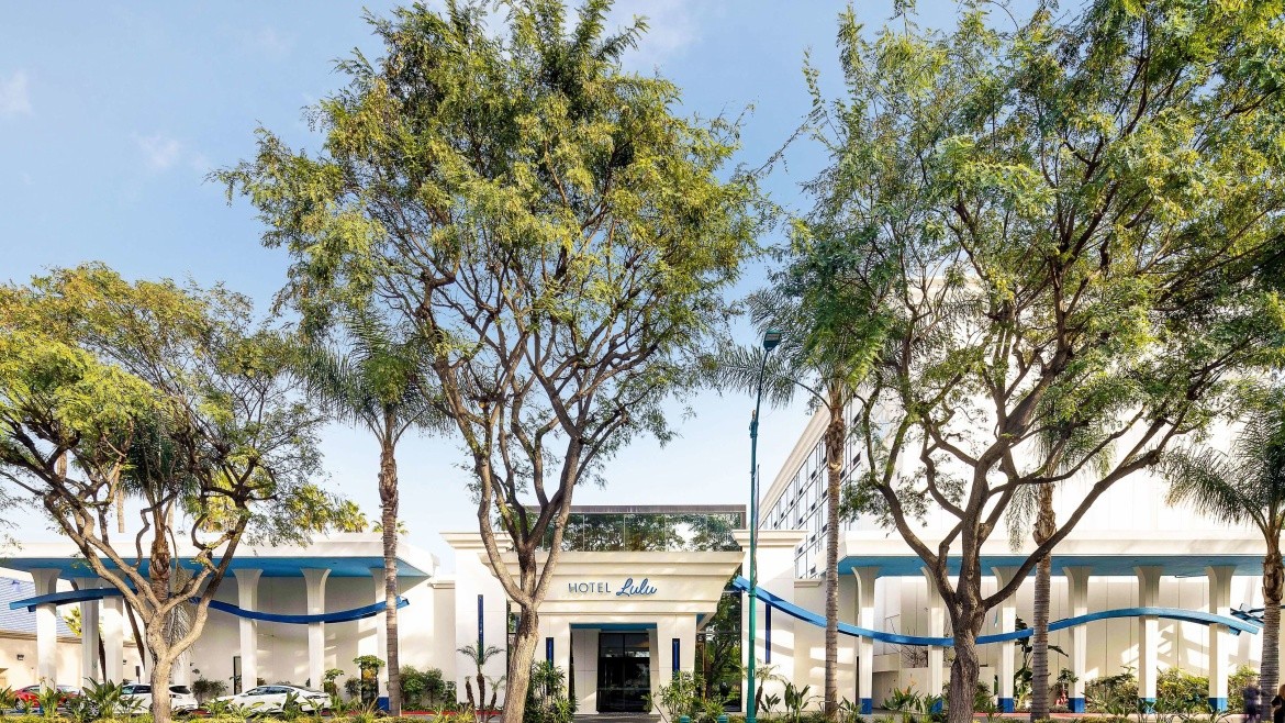 Lulu BW Premier Collection (ex. Red Lion Anaheim Resort)