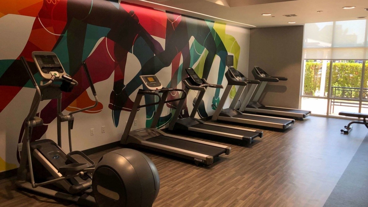 Hampton Inn & Suites Staten Island