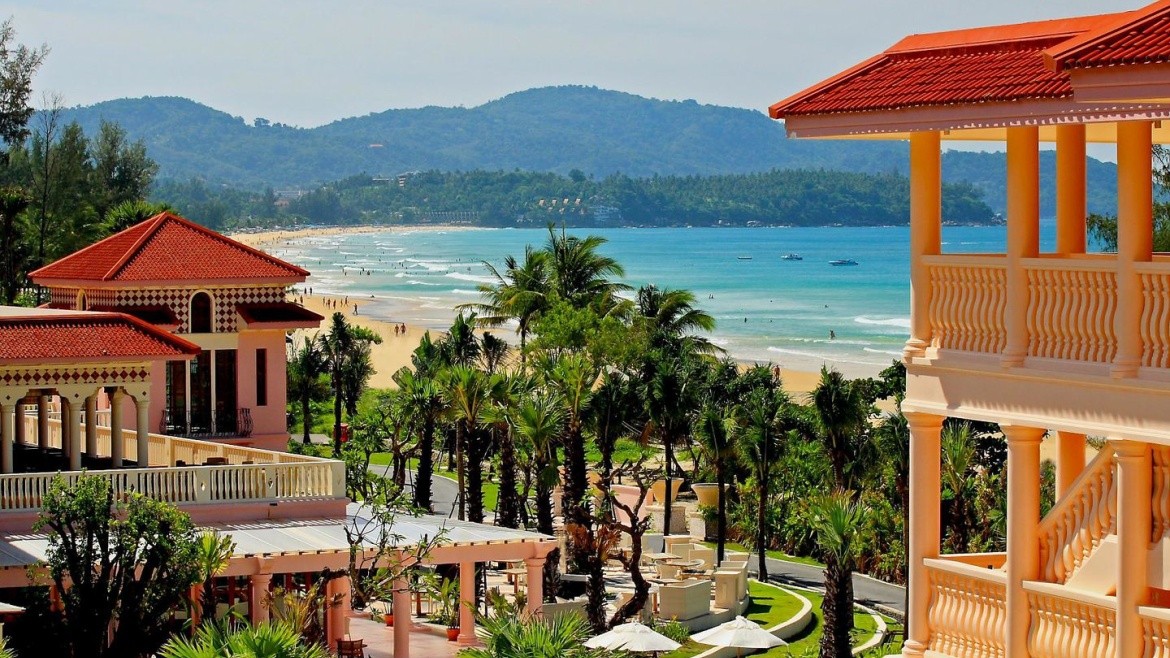 Centara Grand Beach Resort