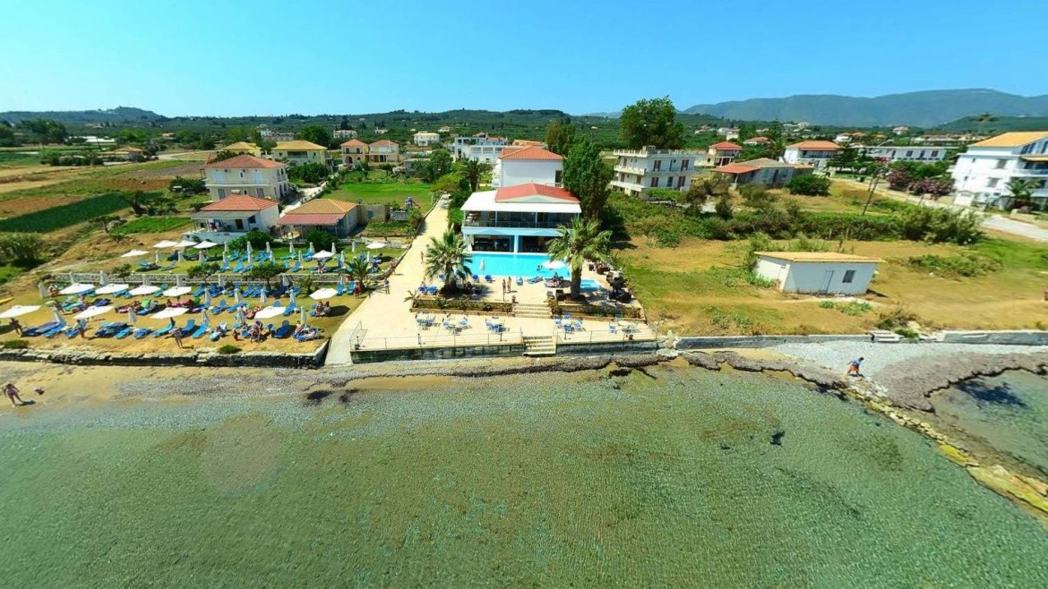 Belussi Beach