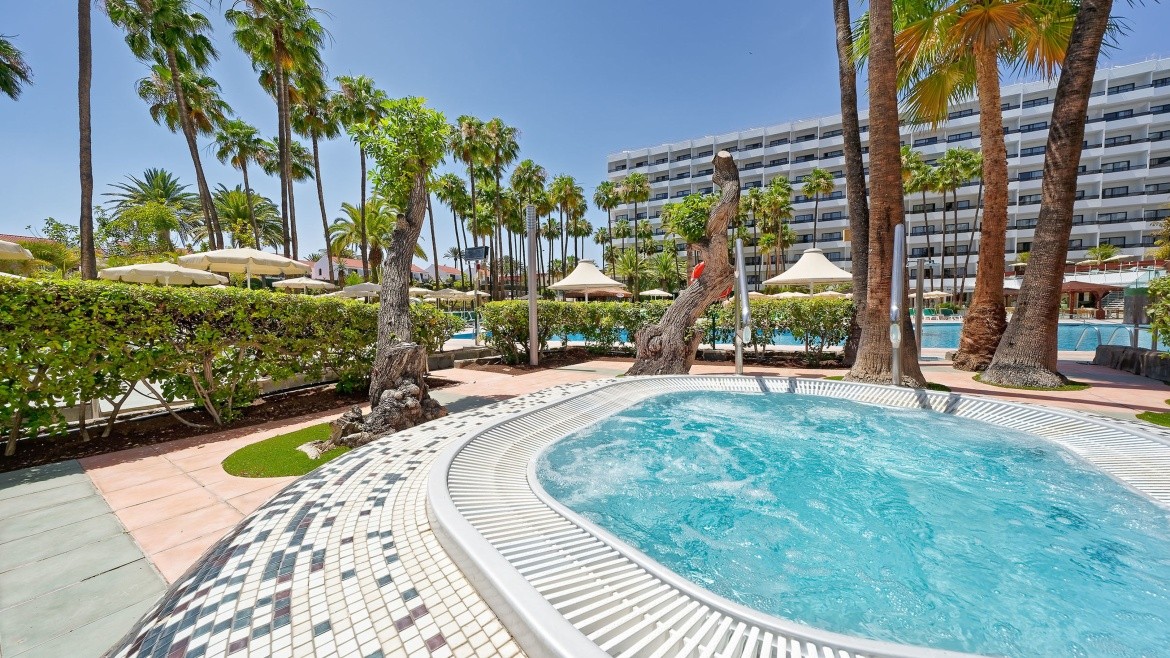 Bull Eugenia Victoria