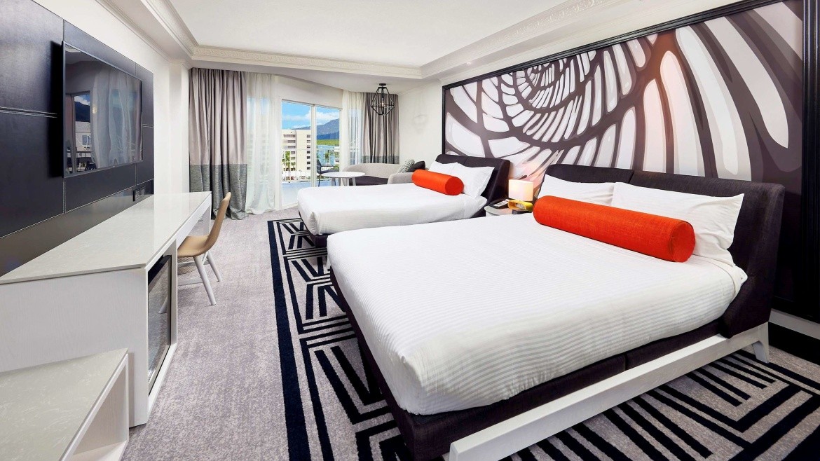 Pullman Cairns International