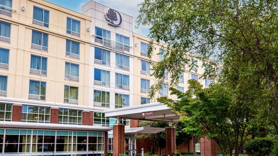 DoubleTree Club by Hilton Boston Bayside