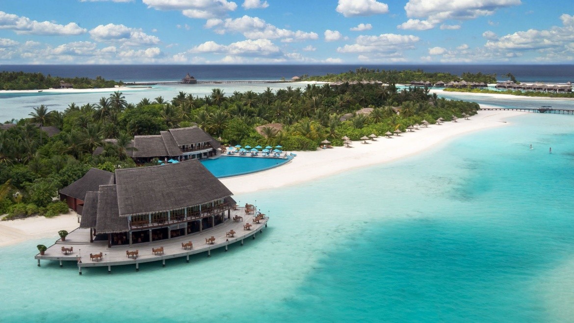 Anantara Dhigu Resort & Spa