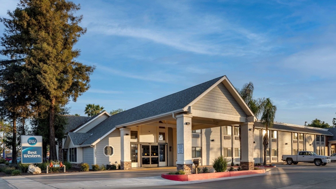 Best Western Town & Country Lodge