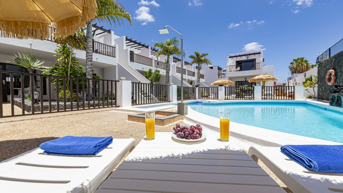 Apartments Las Lilas