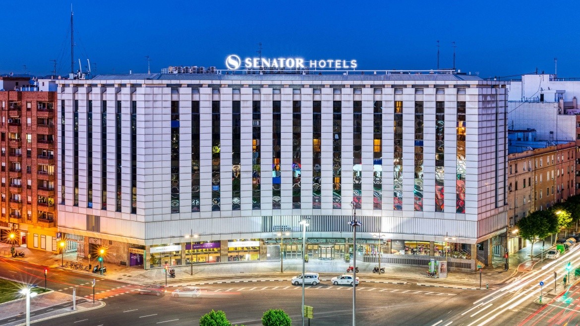 Senator Parque Central