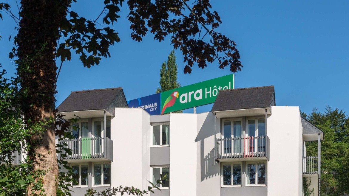 Ara