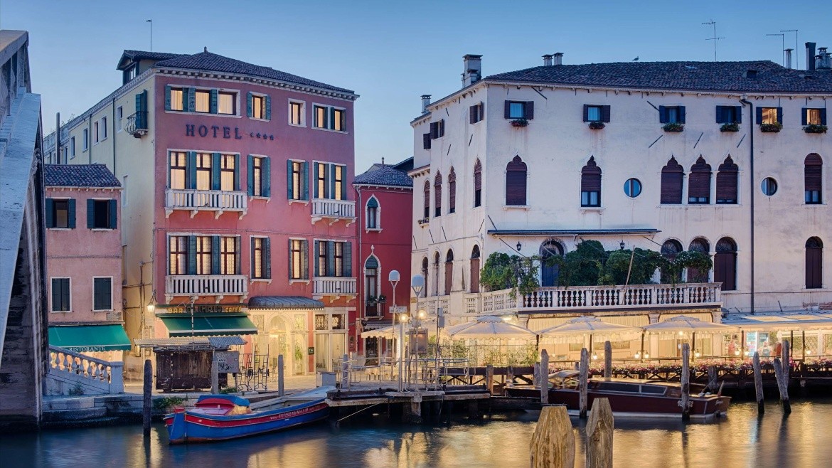 NH Venezia Santa Lucia