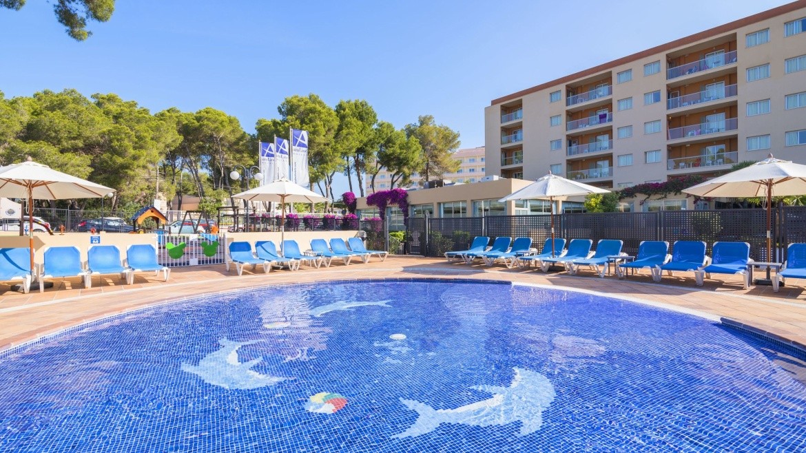 Atlantic by LLUM (ex azuLine Atlantic)