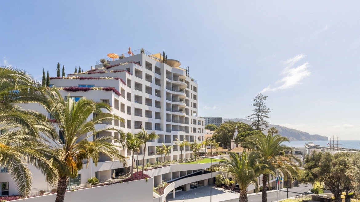 NEXT by Savoy (ex. Madeira Regency Club)