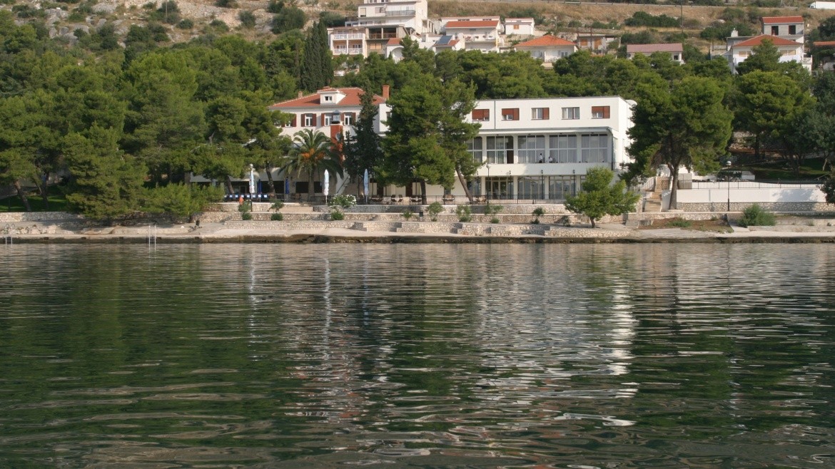Val Hotel TN (ex. Jadran)