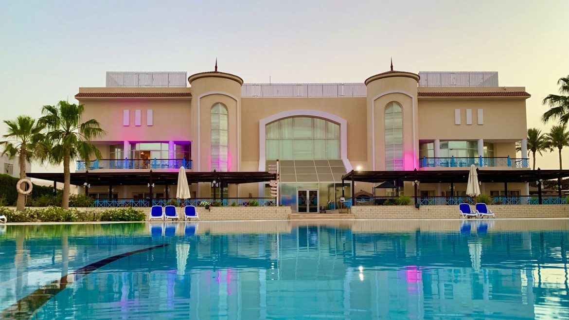 Ivy Cyrene Island Resort