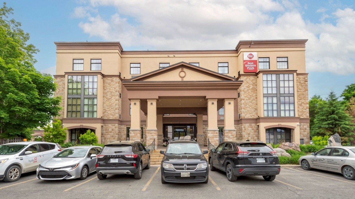 Best Western Plus Perth Parkside Inn & Spa