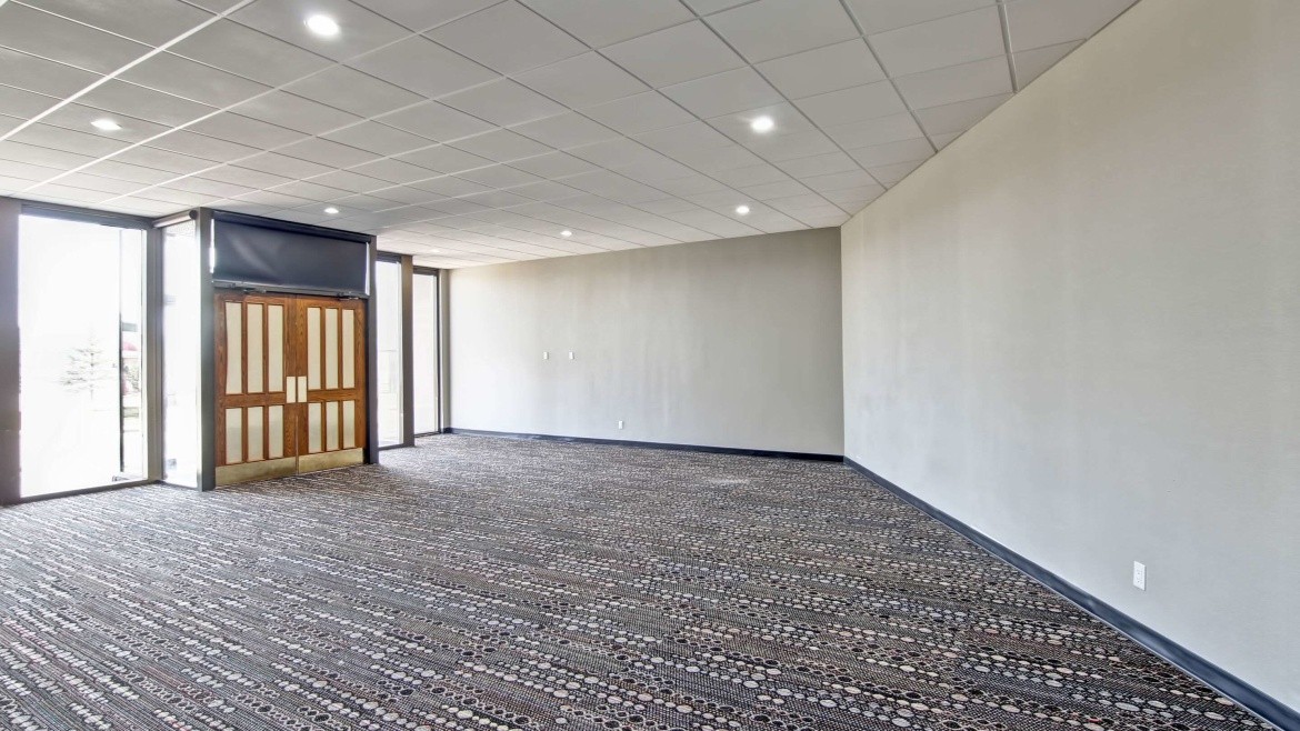 Coast West Edmonton Hotel & Conference Centre