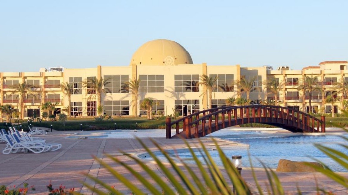 Amarina Queen Resort