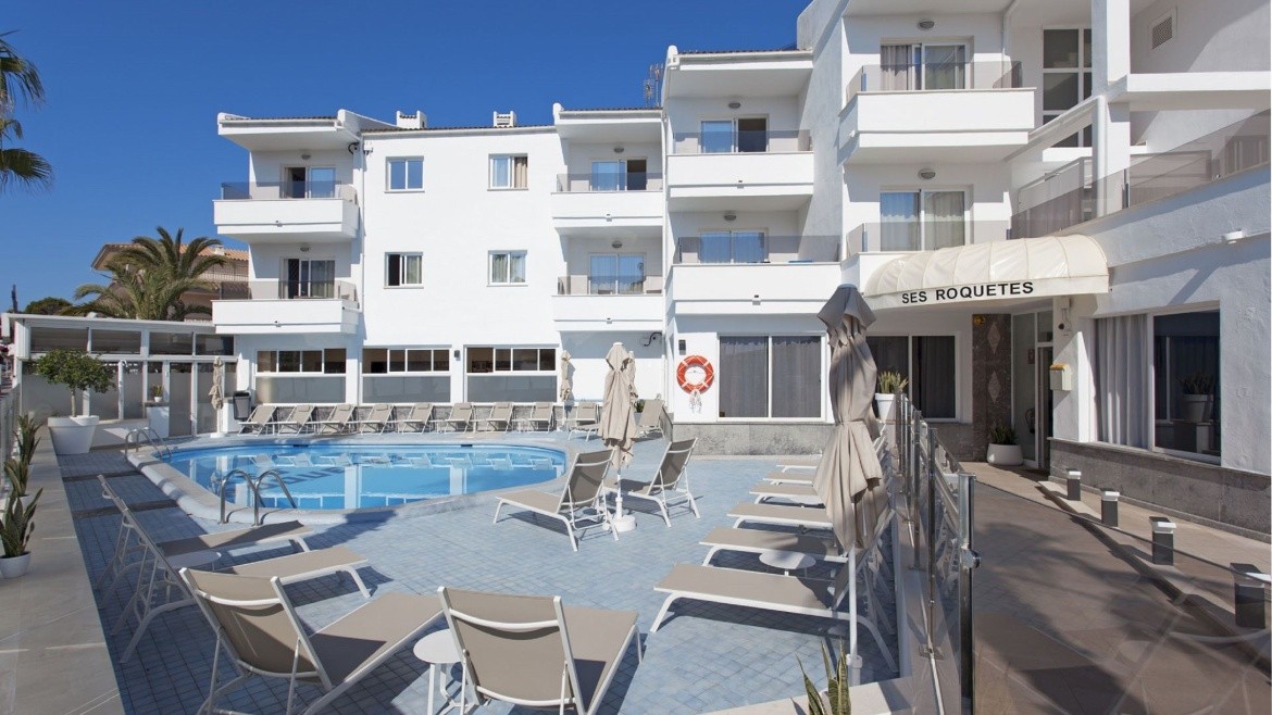 Ses Roquetes Apartamentos