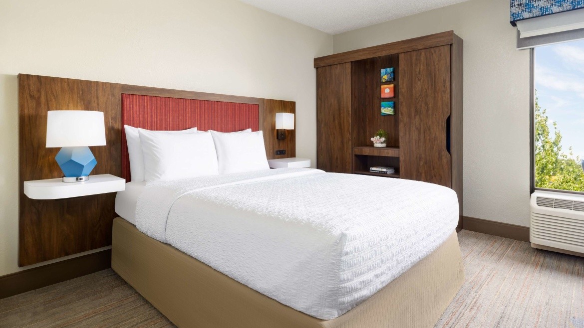 Hampton Inn Long Island Islandia
