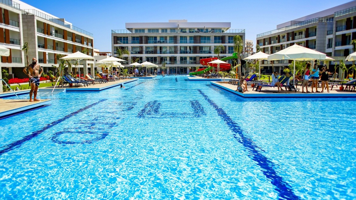 Courtyard Long Beach Holiday Resort