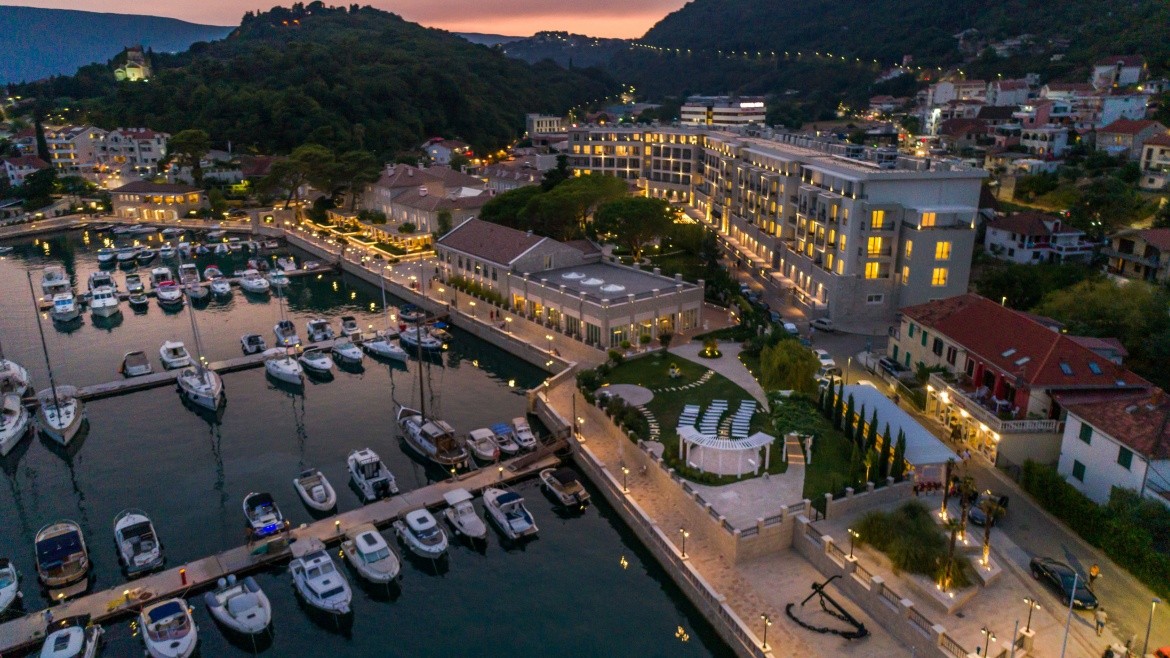 Lazure Hotel (Meljine)