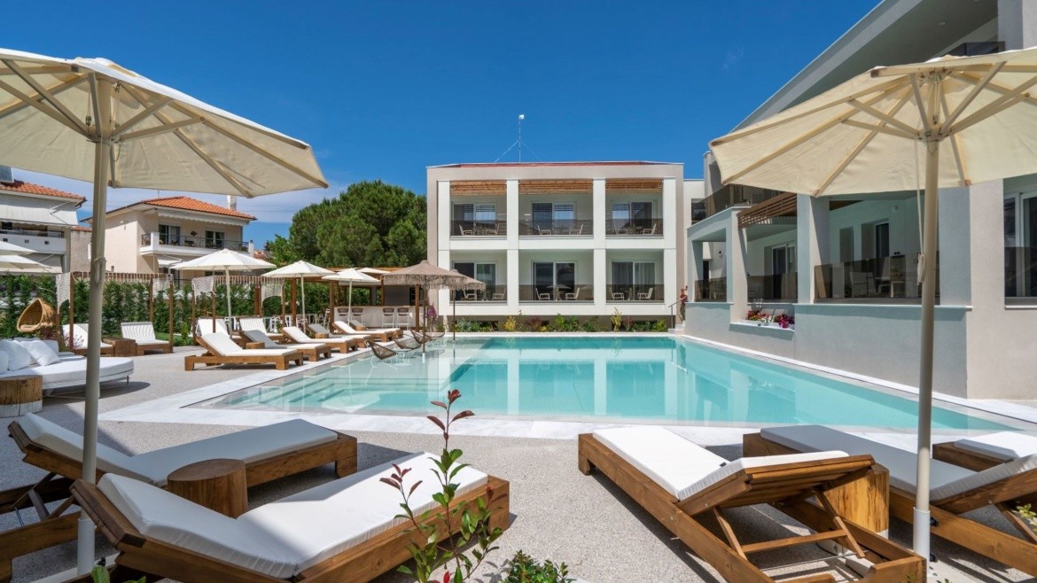 Mirablue Deluxe Residences (Pefkochori)