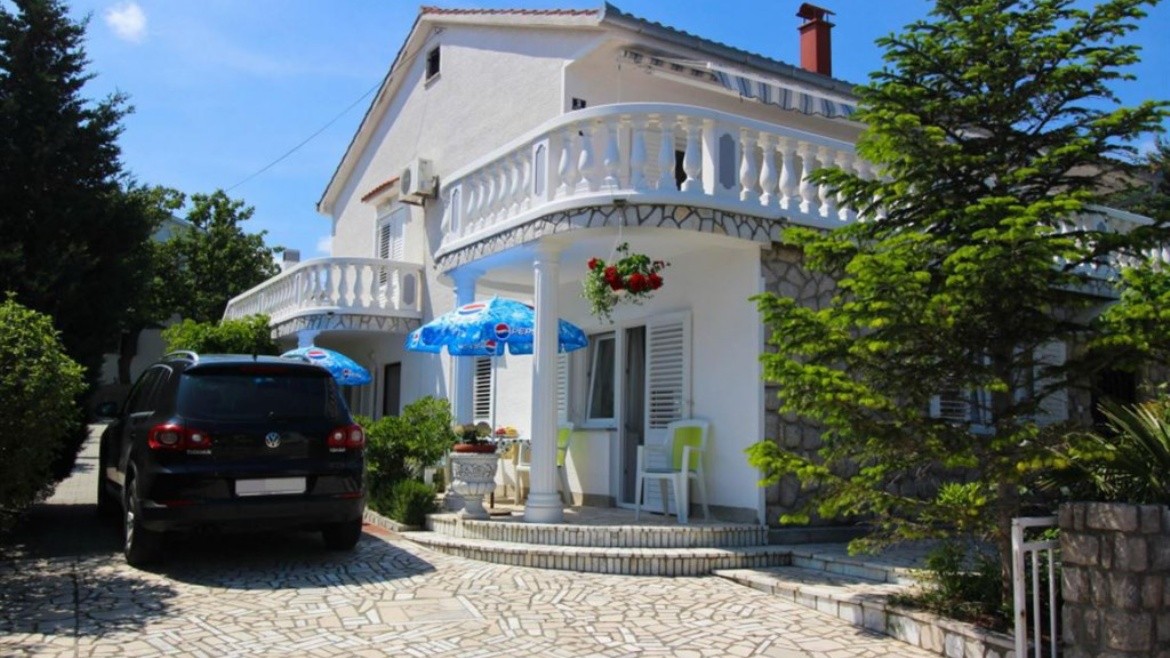 Apartments Zlatica