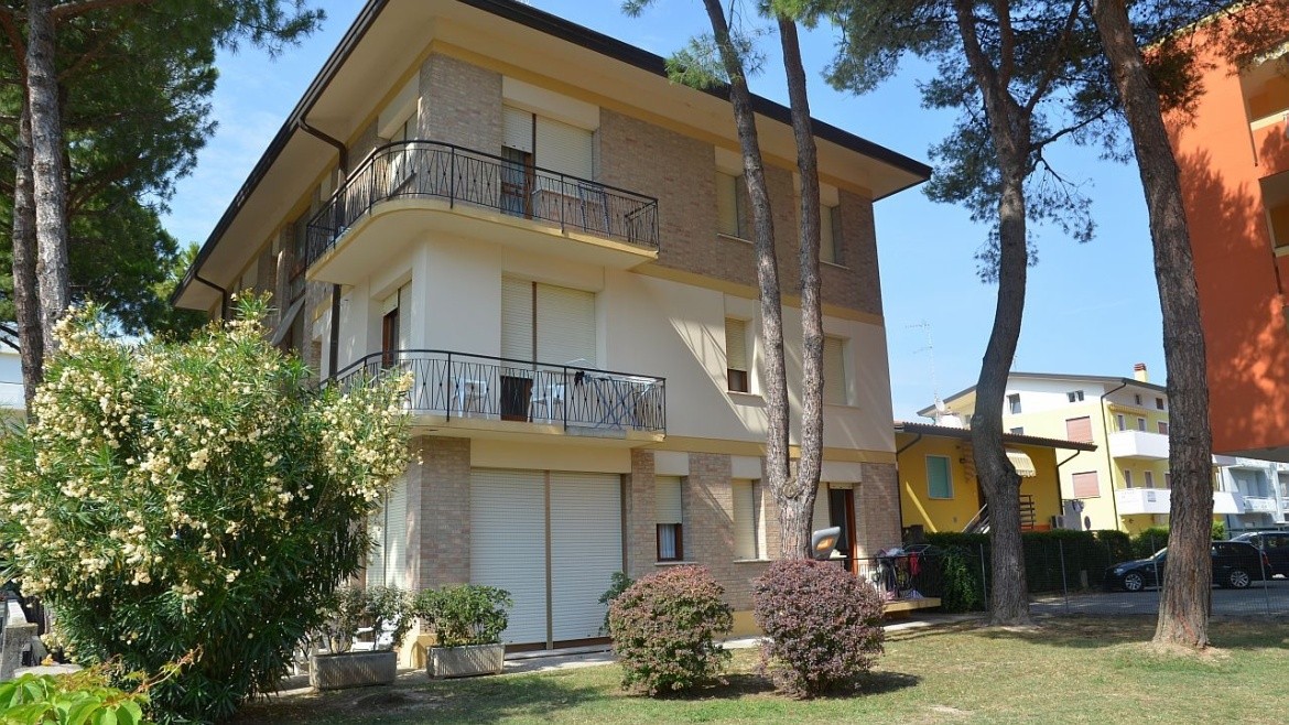 VILLA FREDIANA