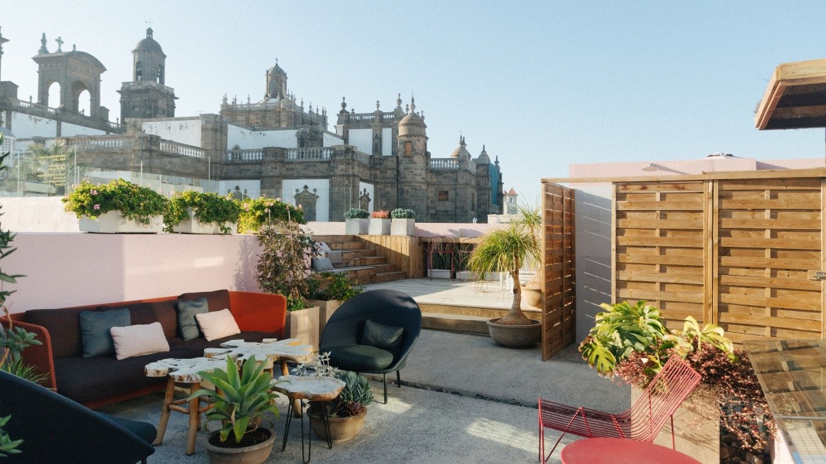 VEINTIUNO Emblematic Hotels