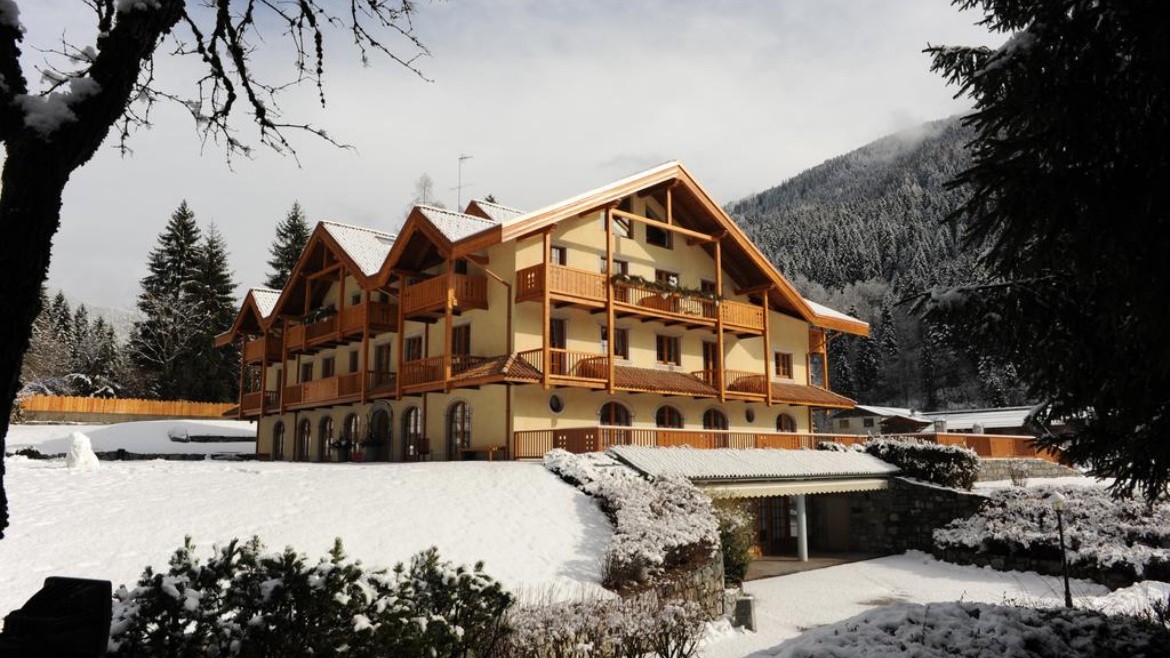 Holidays Dolomiti Apartment Resort