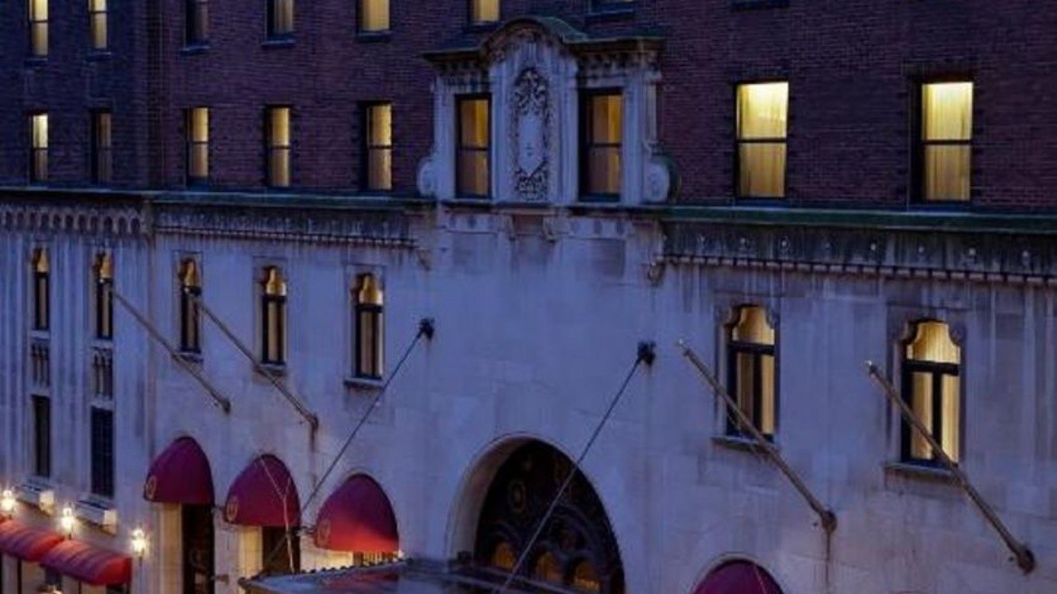 Millennium Knickerbocker (Chicago)