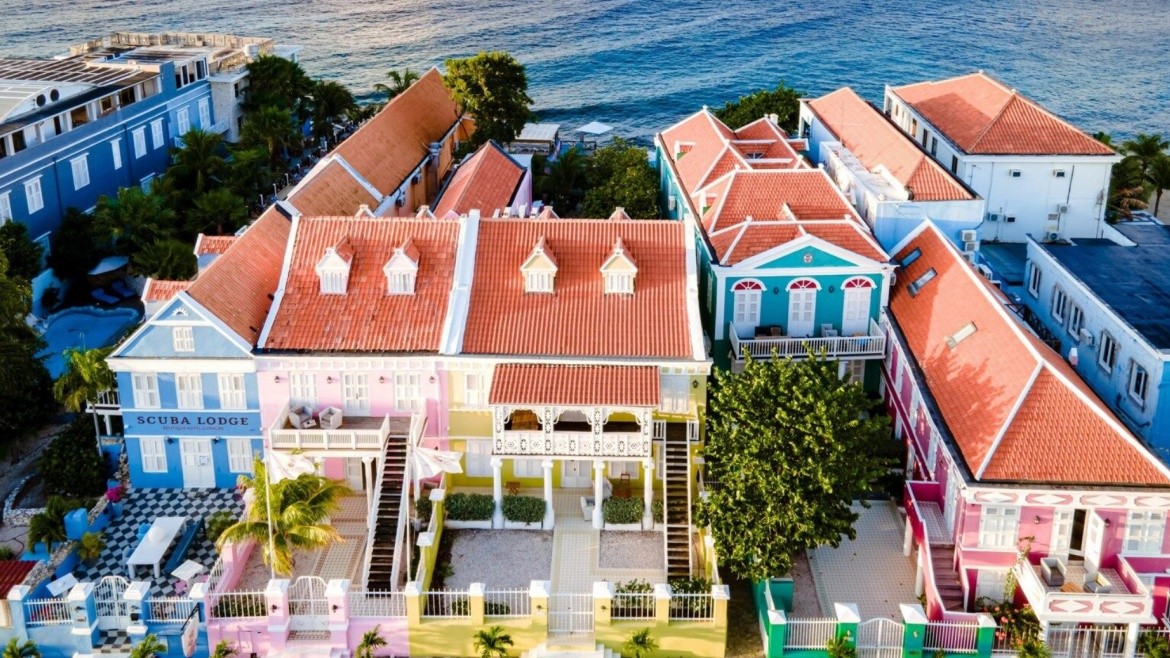 Scuba Lodge	(Wilemstad)