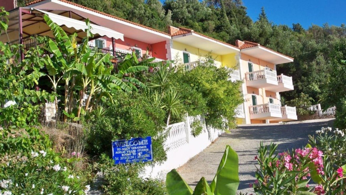 Studia Agios Gerasimos