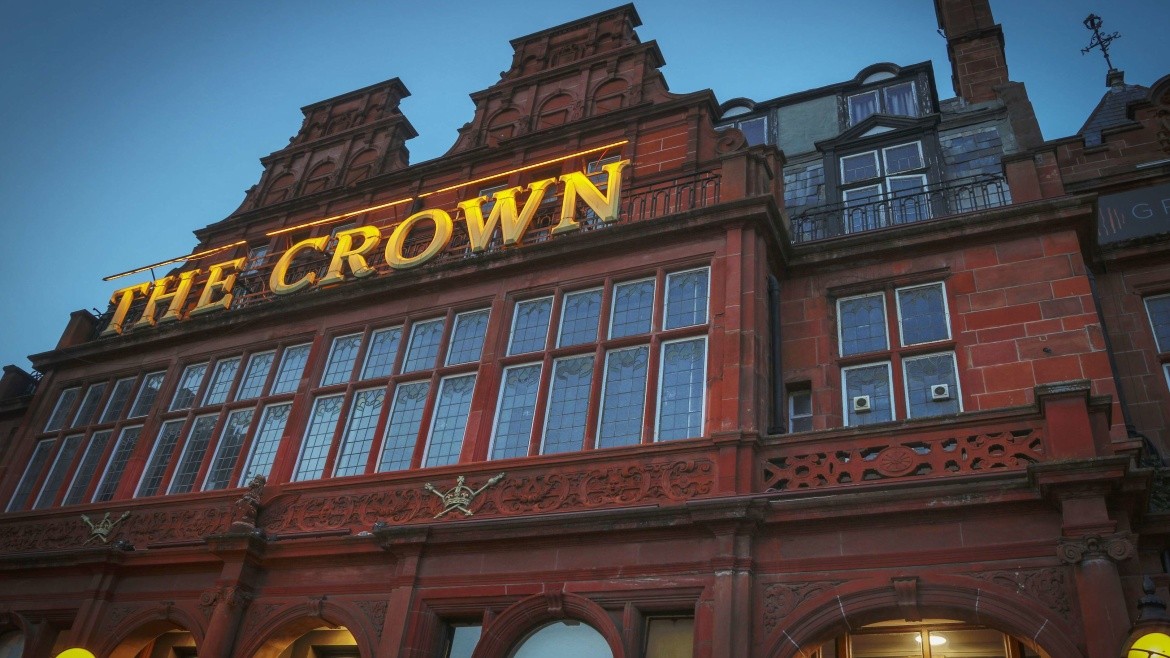 Clayton Crown