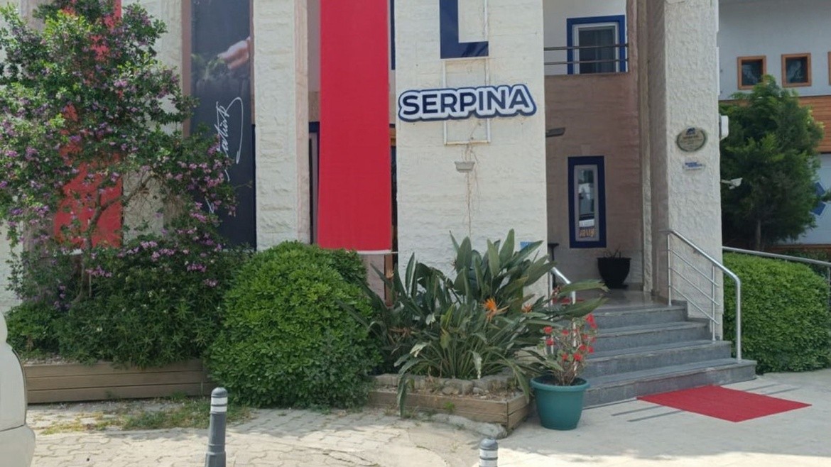 Serpina