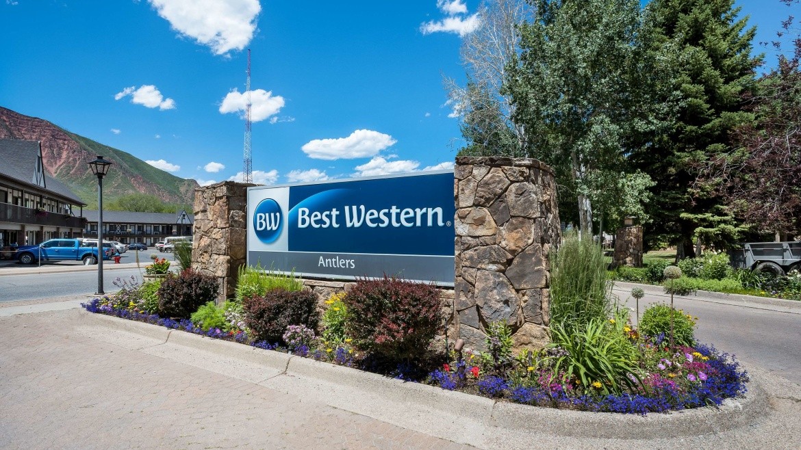 Best Western Antlers