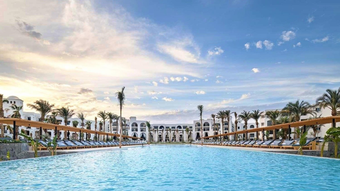 Serry Beach Resort (ex. Sindbad Beach)