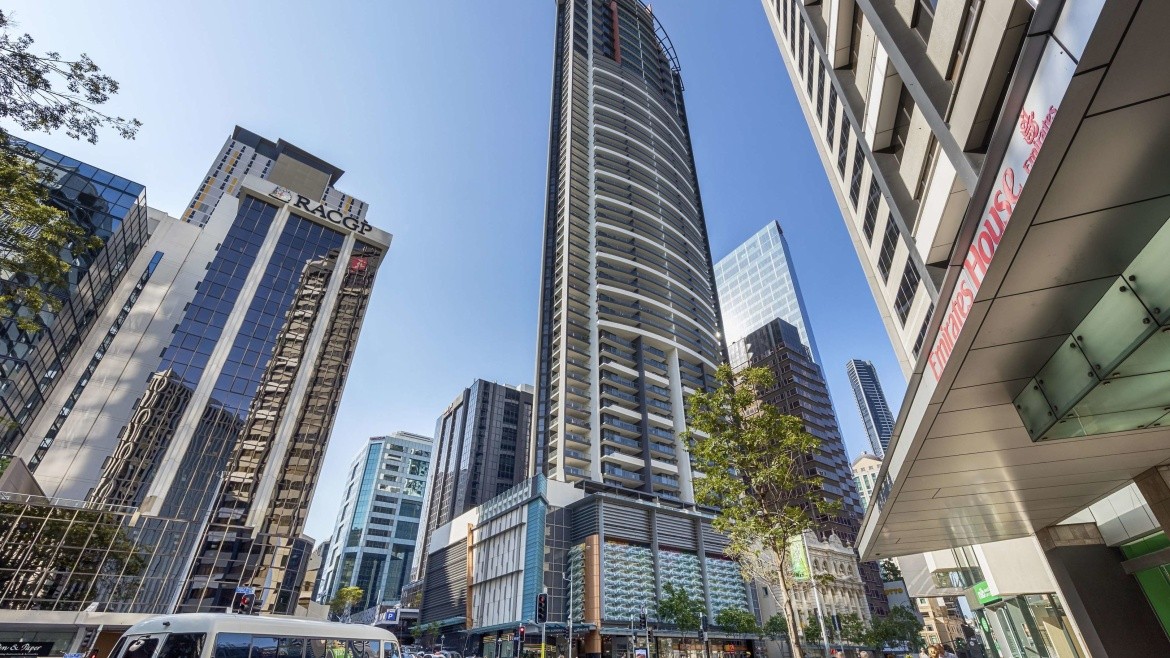 Oaks Aurora Tower