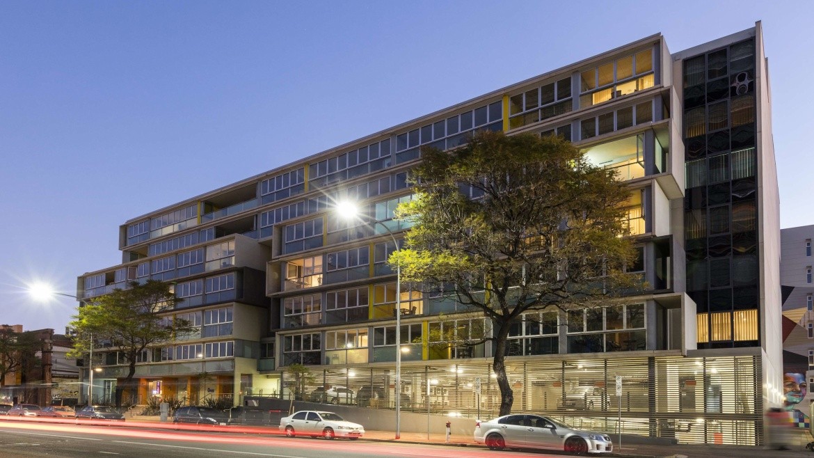 iStay Precinct
