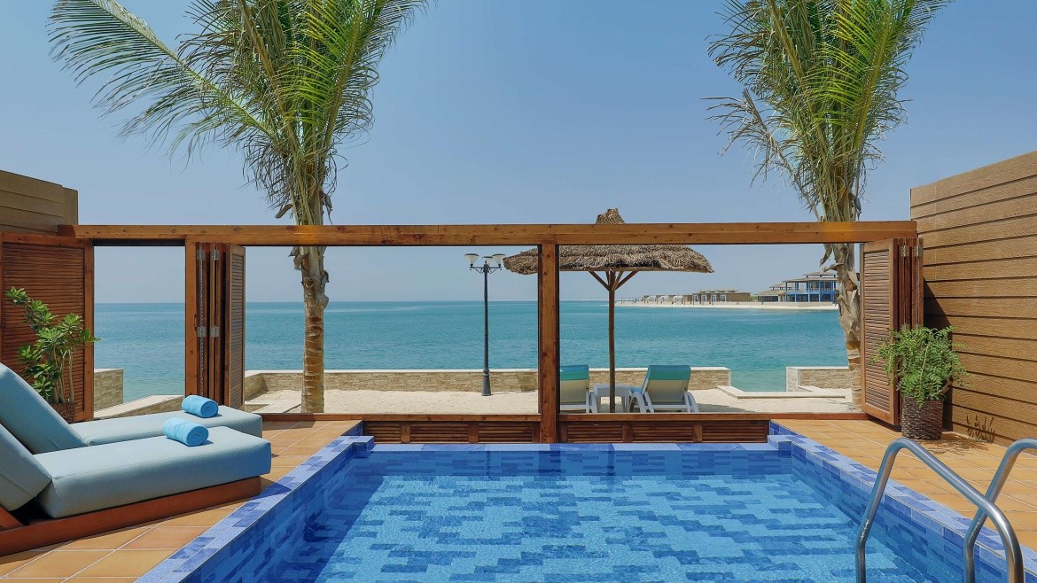 Anantara World Islands Resort