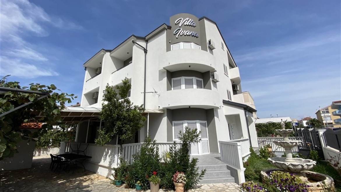 Vila IVANA