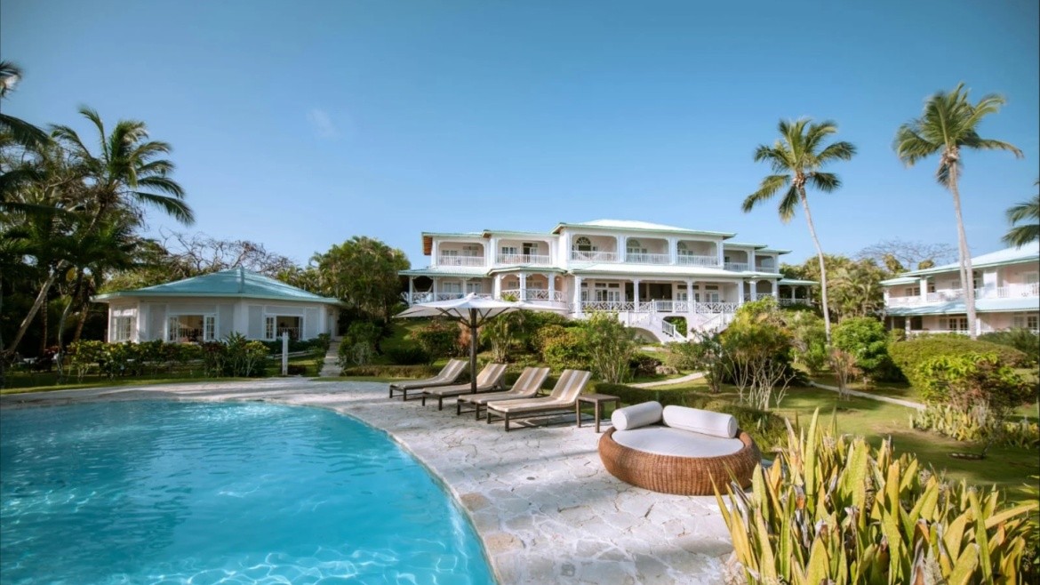 Select at Casa Marina Beach