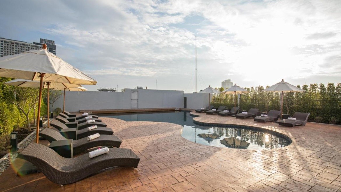Oakwood Hotel Journeyhub Pattaya