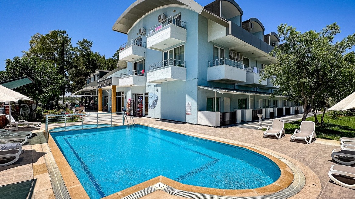 Prenses Sealine Beach Hotel